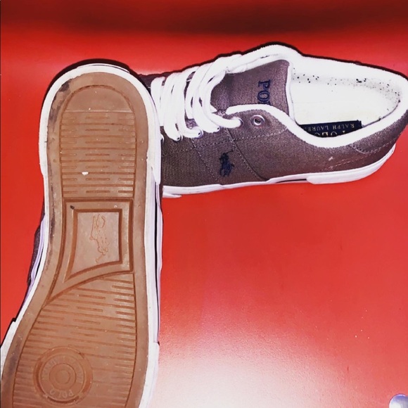Polo Ralph shoes 9.5 - Picture 2 of 3